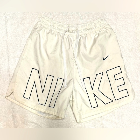 Nike Men's Cream Athletic Shorts - Picture 1 of 4
